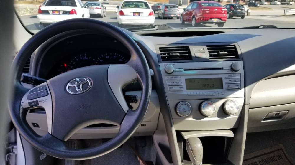 Toyota Camry 2010 Silver
