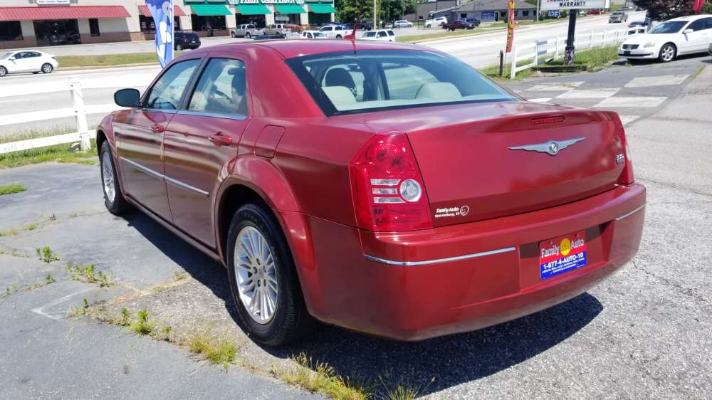 Chrysler 300 2008 Red