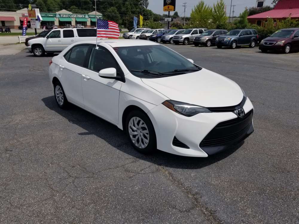Toyota Corolla 2018 White