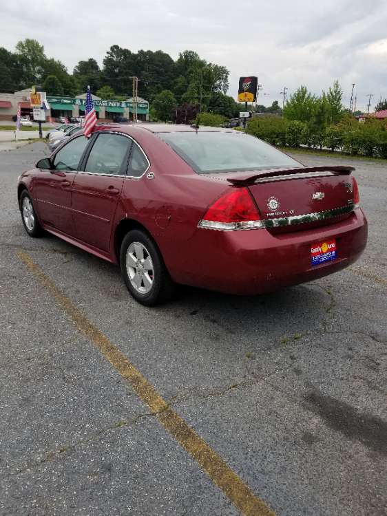 Chevrolet Impala 2009 Red