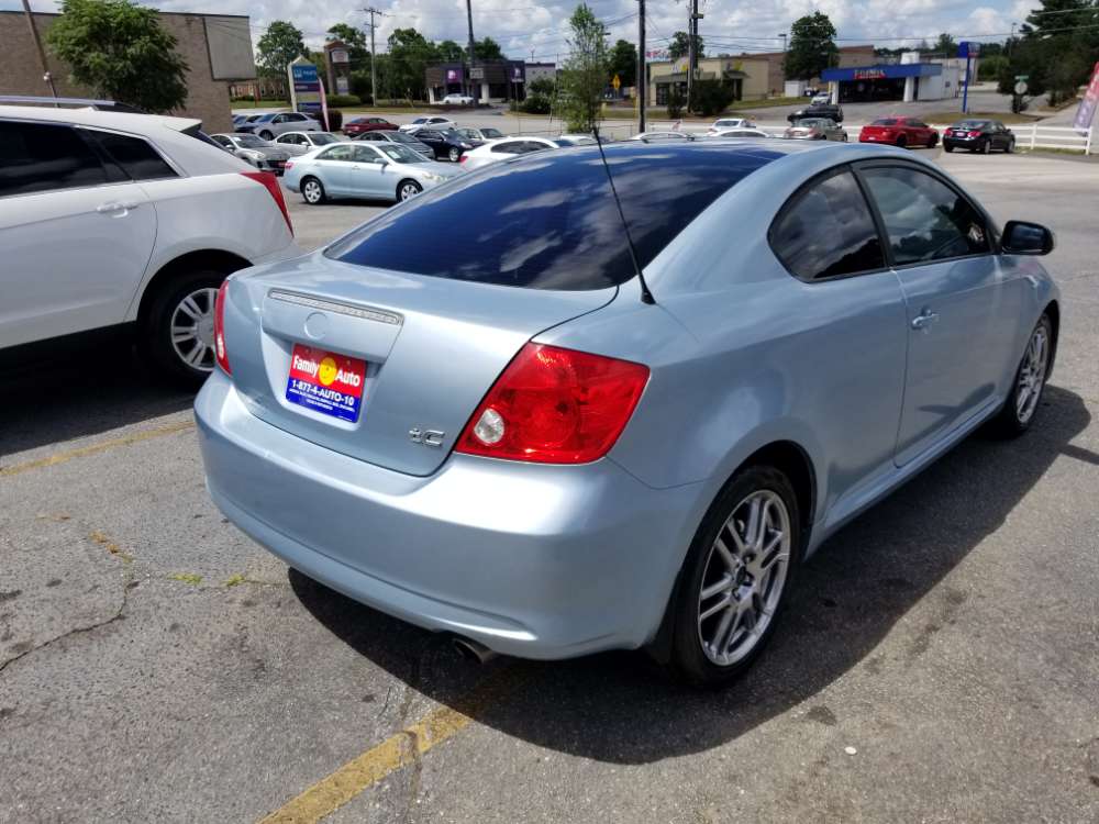 Scion tC 2005 Blue