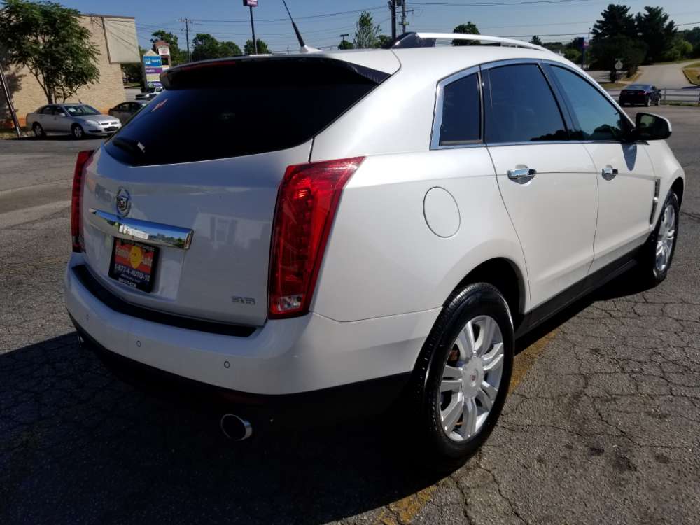 Cadillac SRX 2012 White