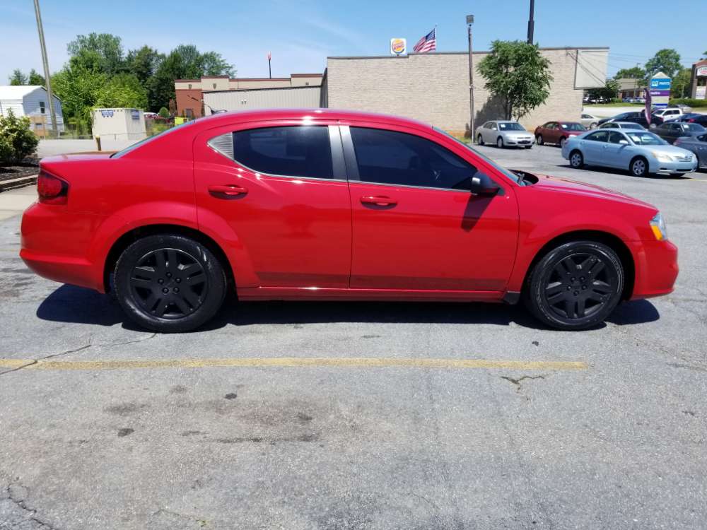 Dodge Avenger 2014 Red
