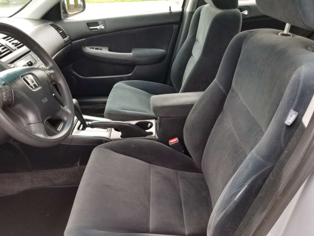 Honda Accord 2003 Silver