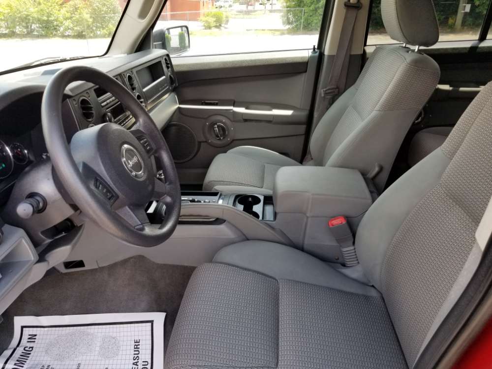Jeep Commander 2006 Red