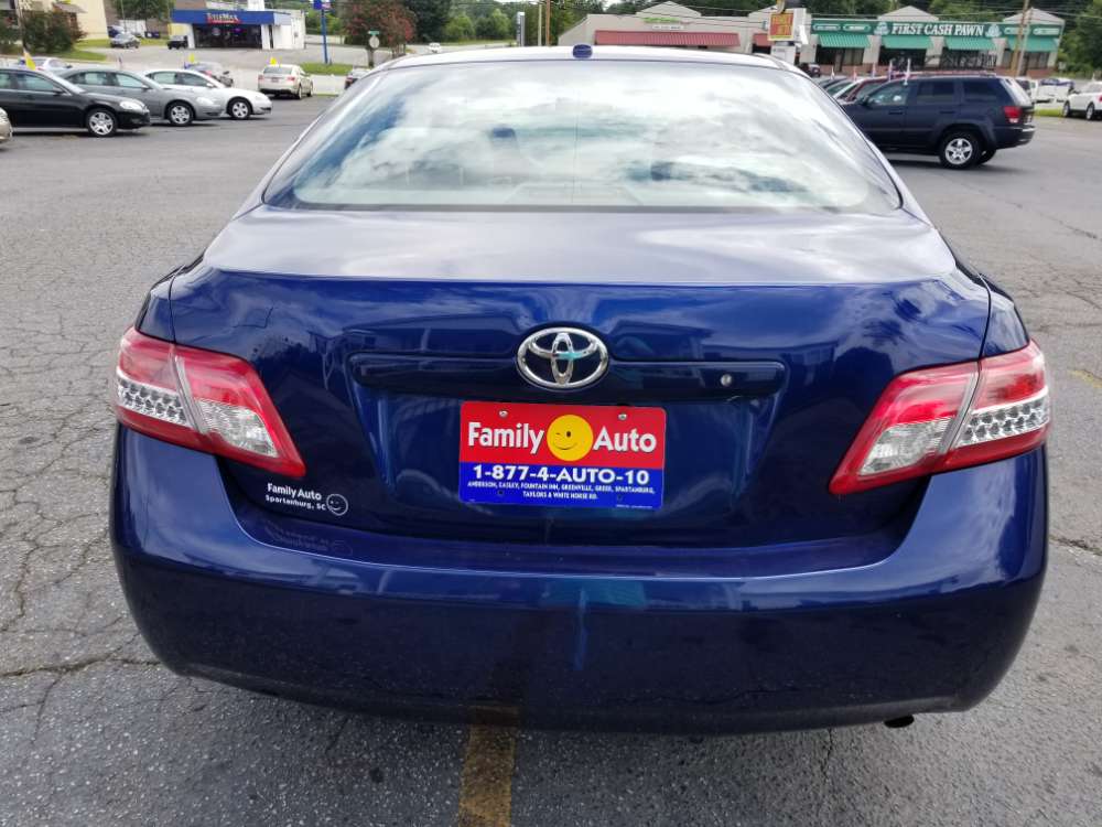 Toyota Camry 2010 Blue
