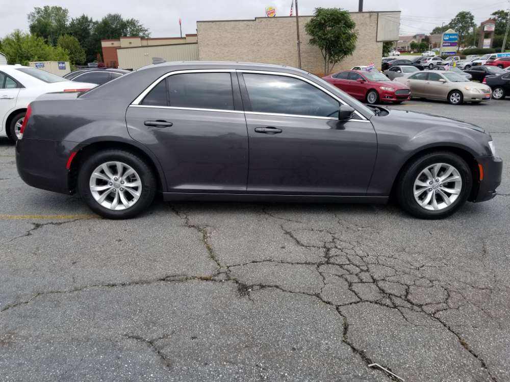 Chrysler 300 2015 Gray
