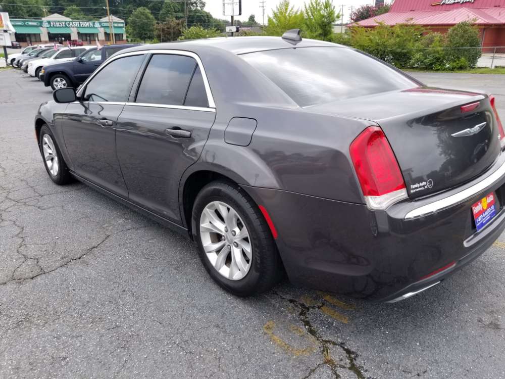 Chrysler 300 2015 Gray