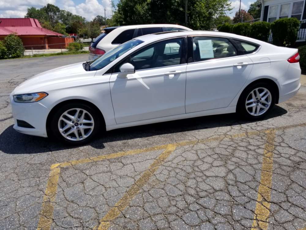 Ford Fusion 2013 White