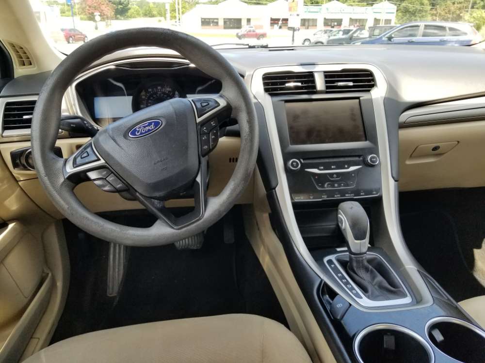 Ford Fusion 2013 White
