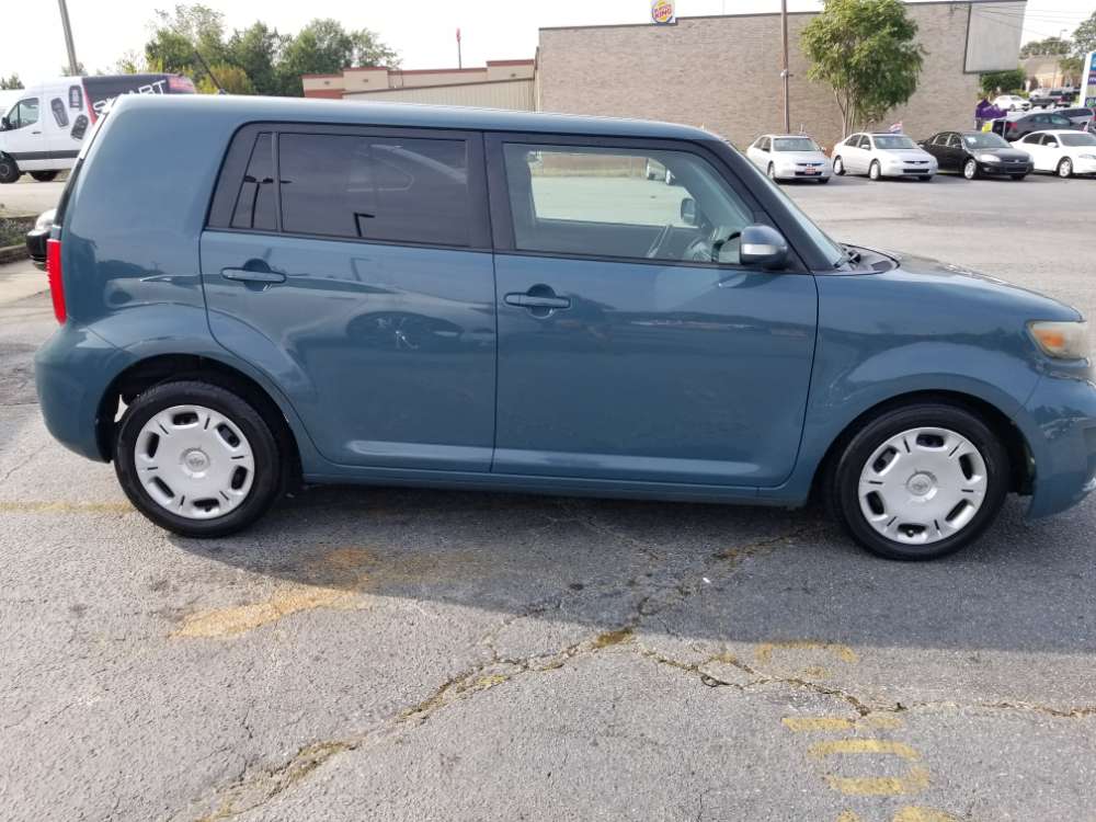 Scion XB 2009 Blue