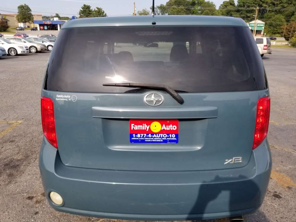 Scion XB 2009 Blue