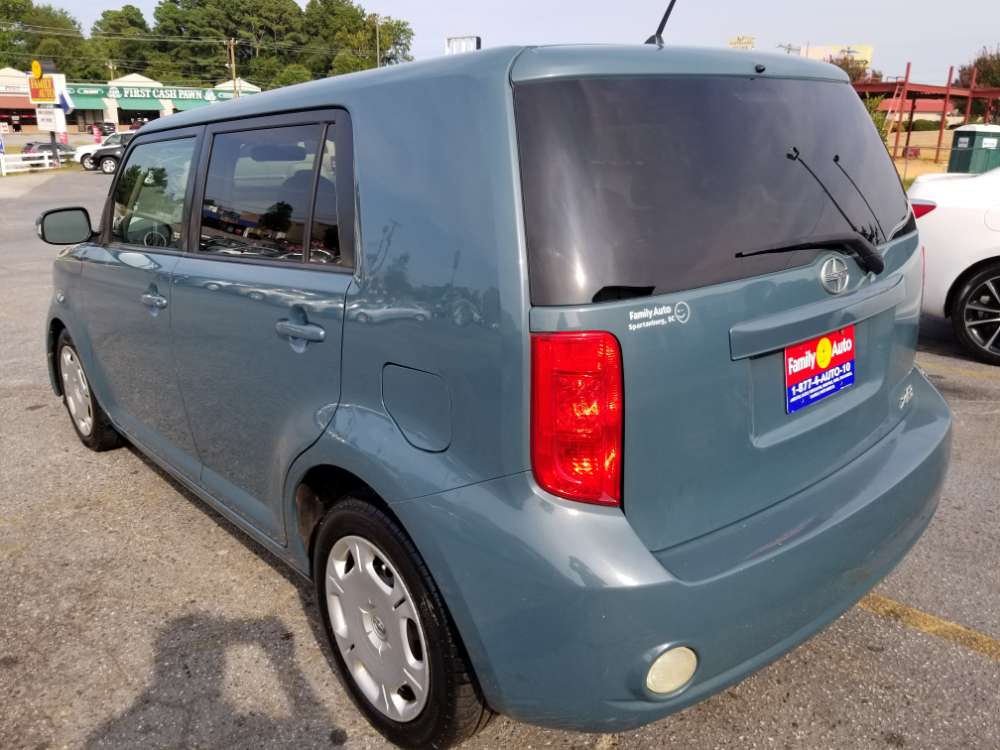Scion XB 2009 Blue