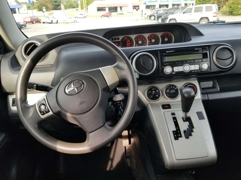 Scion XB 2009 Blue