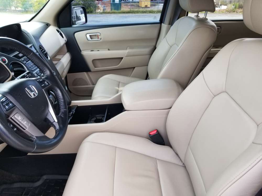 Honda Pilot 2013 Red