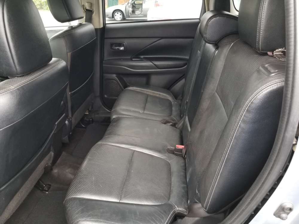 Mitsubishi Outlander 2016 Blue