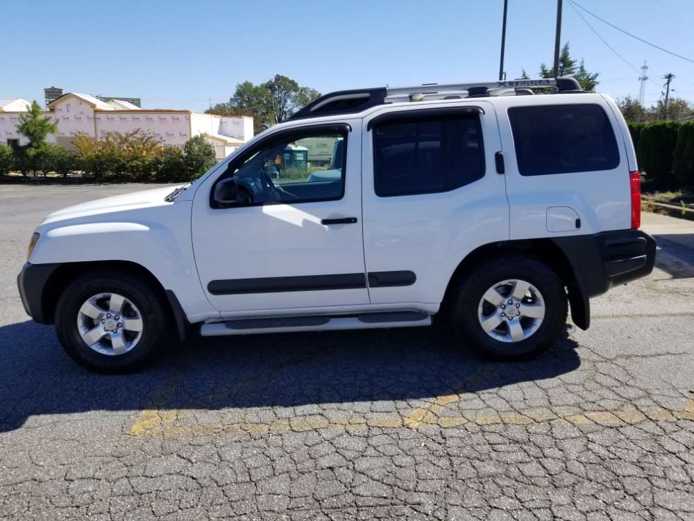 Nissan Xterra 2009 White