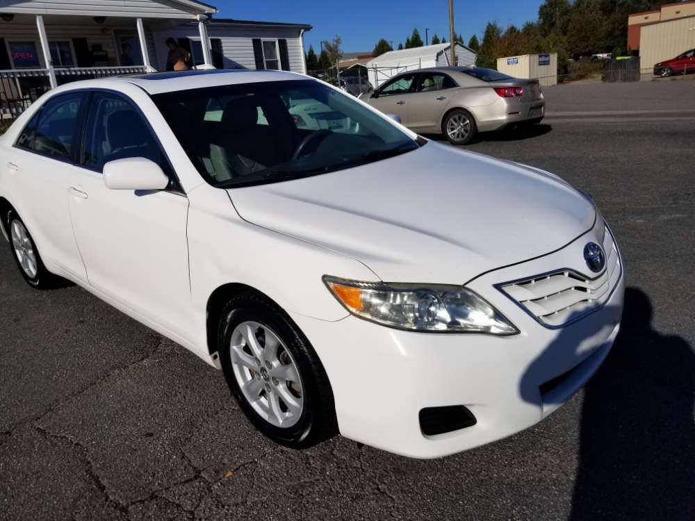 Toyota Camry 2010 White