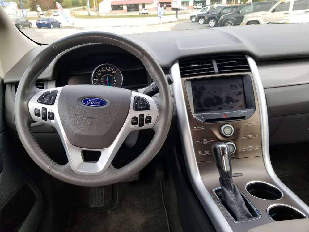 Ford Edge 2012 Silver