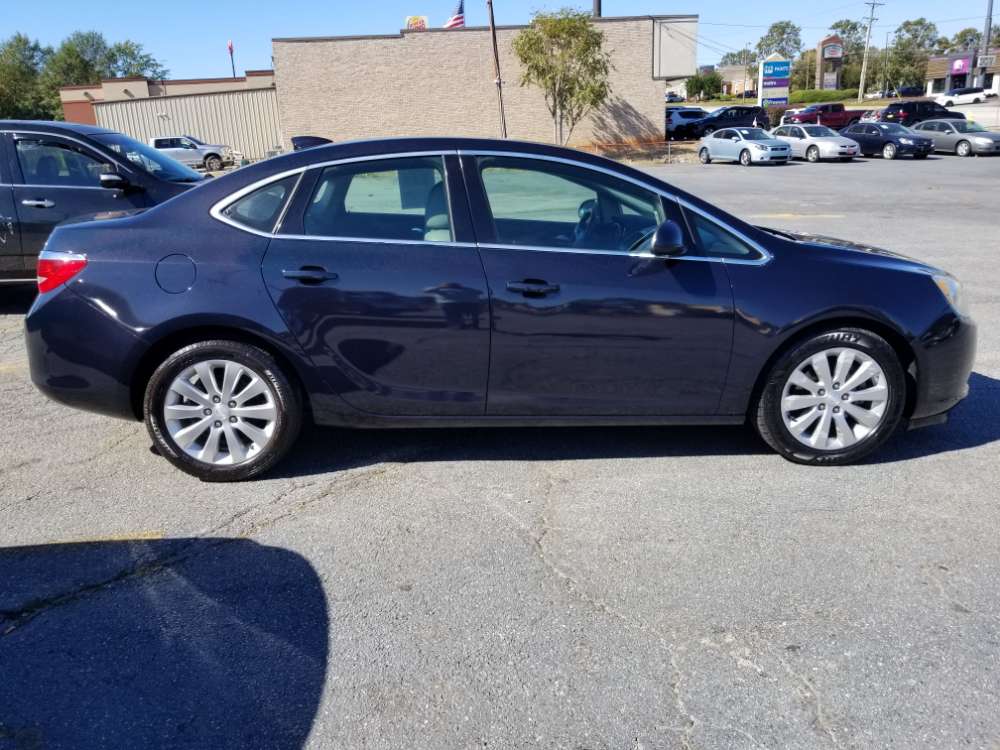 Buick Versno 2016 Blue