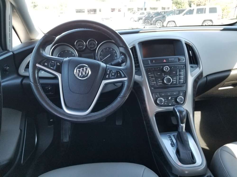 Buick Versno 2016 Blue