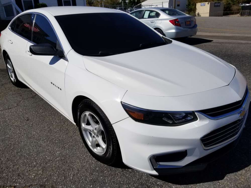 Chevrolet Malibu 2016 White