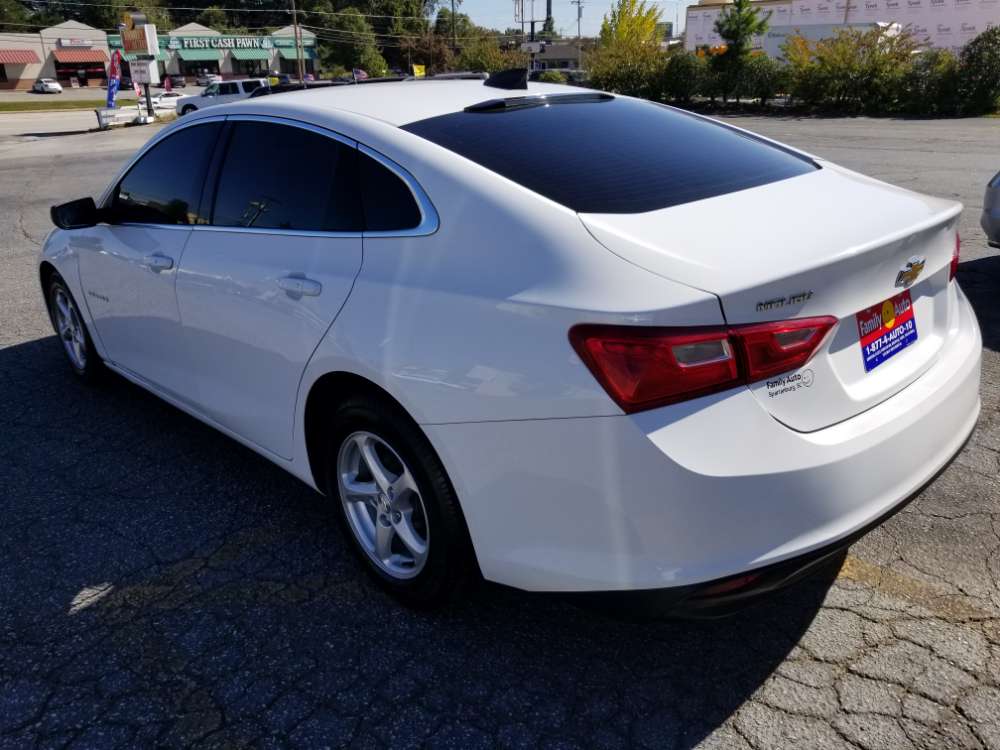 Chevrolet Malibu 2016 White