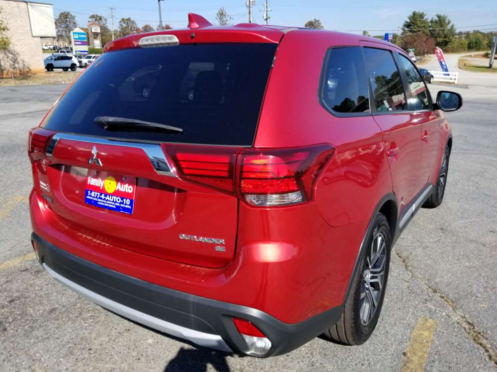 Mitsubishi Outlander 2017 Red