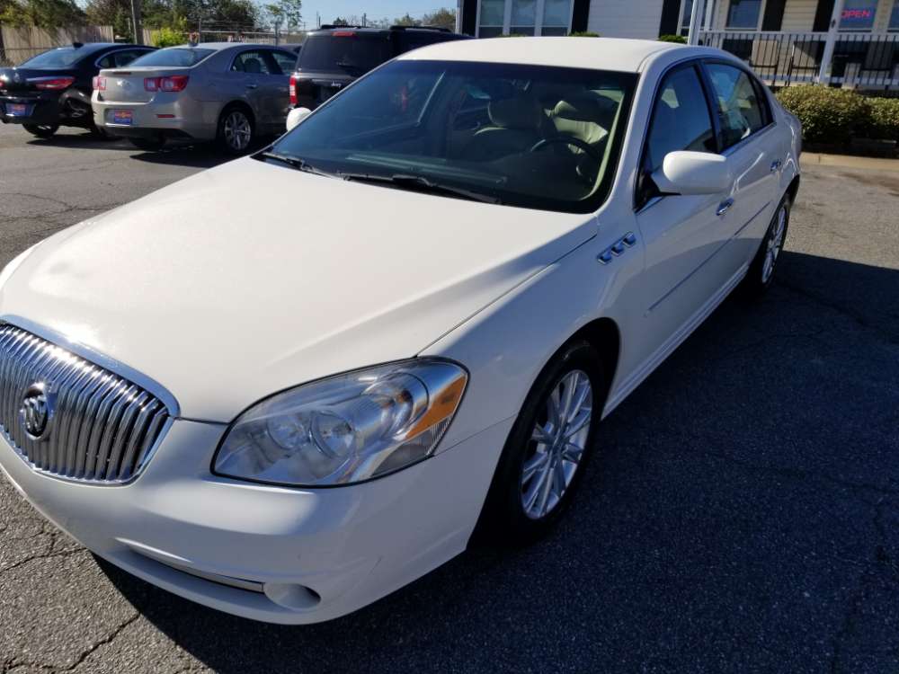 Buick Lucerne CXL White