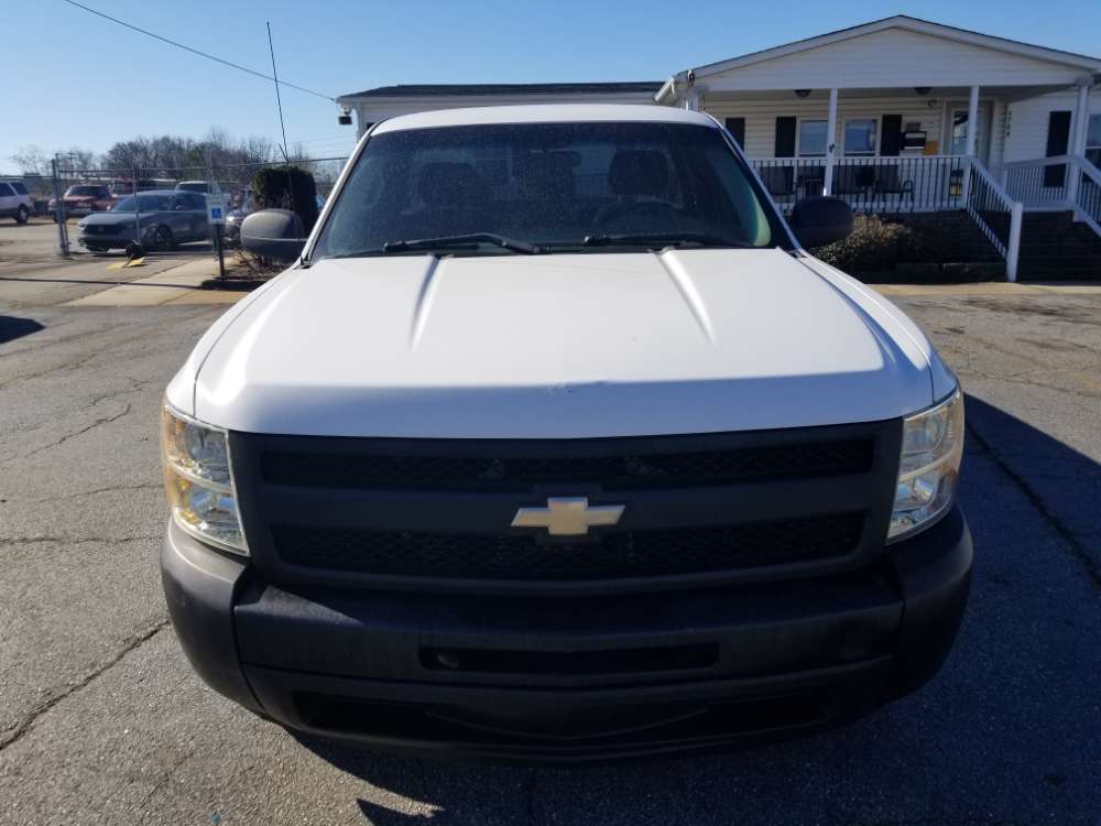Chevrolet Silverado 2010 White