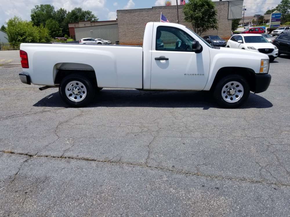 Chevrolet Silverado 2012 White