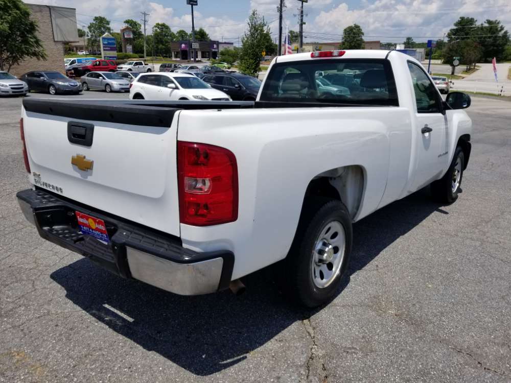 Chevrolet Silverado 2012 White