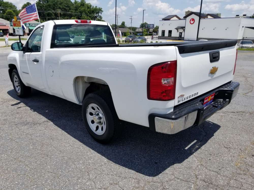Chevrolet Silverado 2012 White