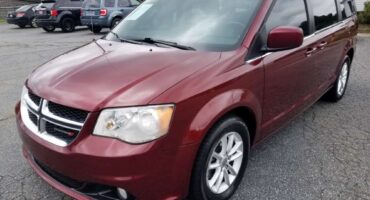 Dodge Grand Caravan 2018 Red