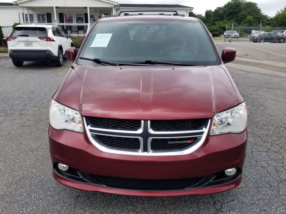Dodge Grand Caravan 2018 Red