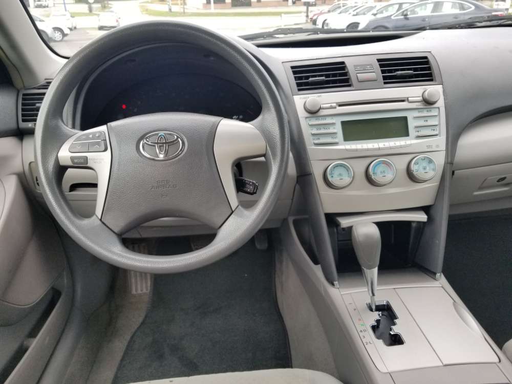 Toyota Camry 2009 Gray