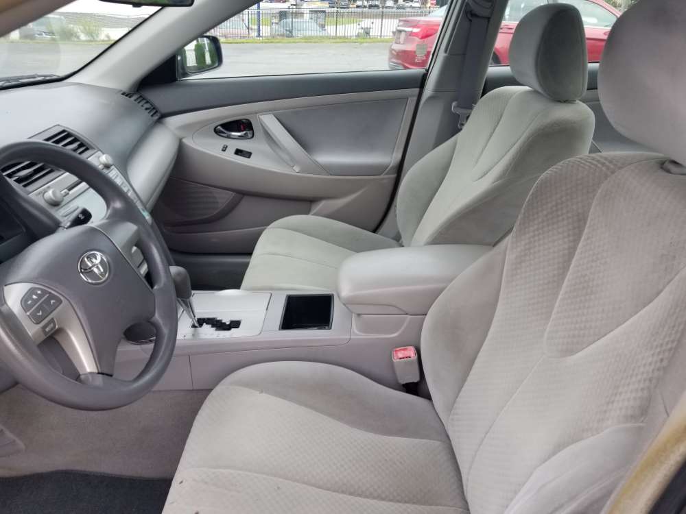 Toyota Camry 2009 Gray