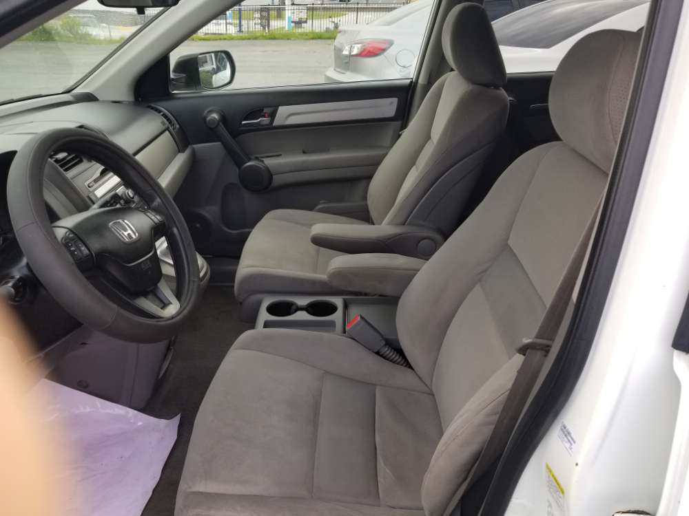 Honda CR-V 2011 White
