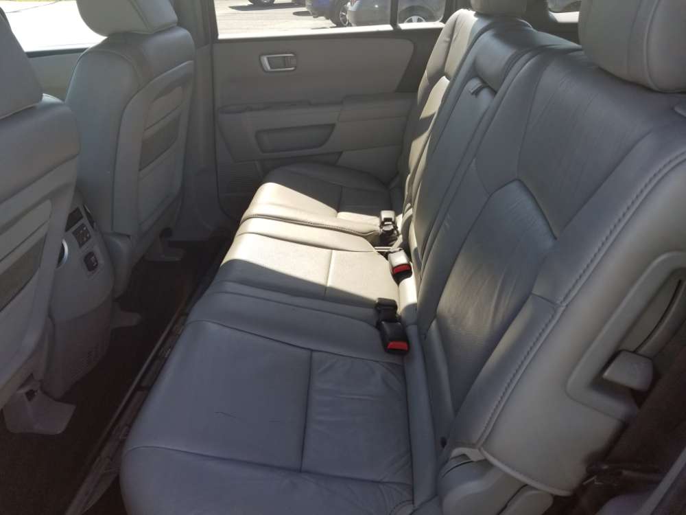 Honda Pilot 2011 Silver