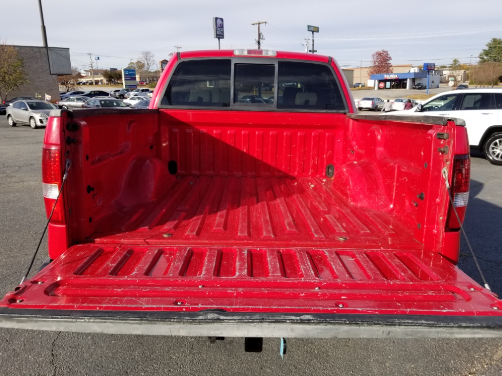 Ford F-150 2004 Red