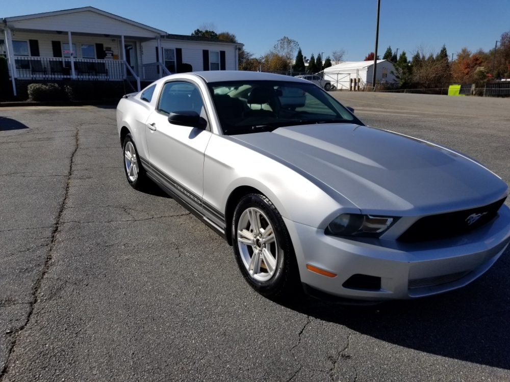 Ford Mustang 2010 Sliver