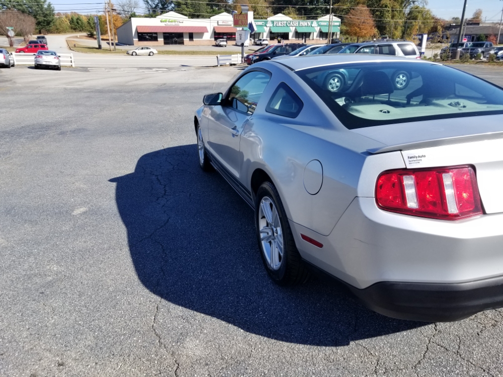Ford Mustang 2010 Sliver