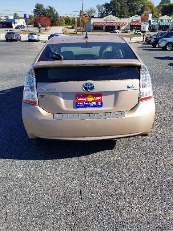 Toyota Prius 2010 Gold