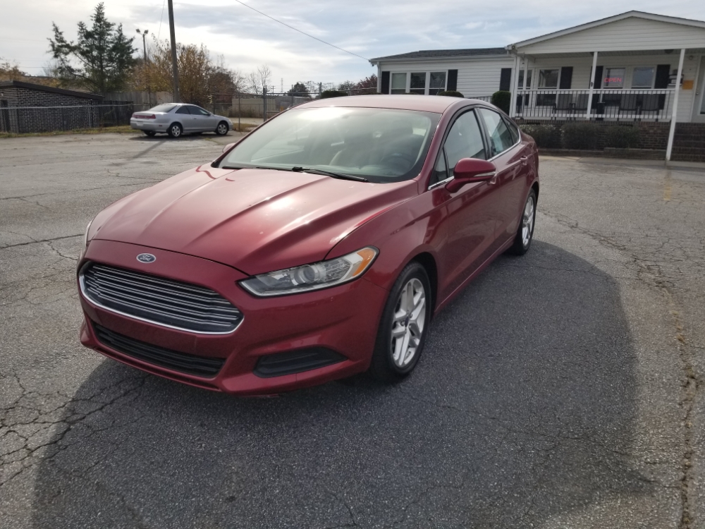 Ford Fusion 2013 Red