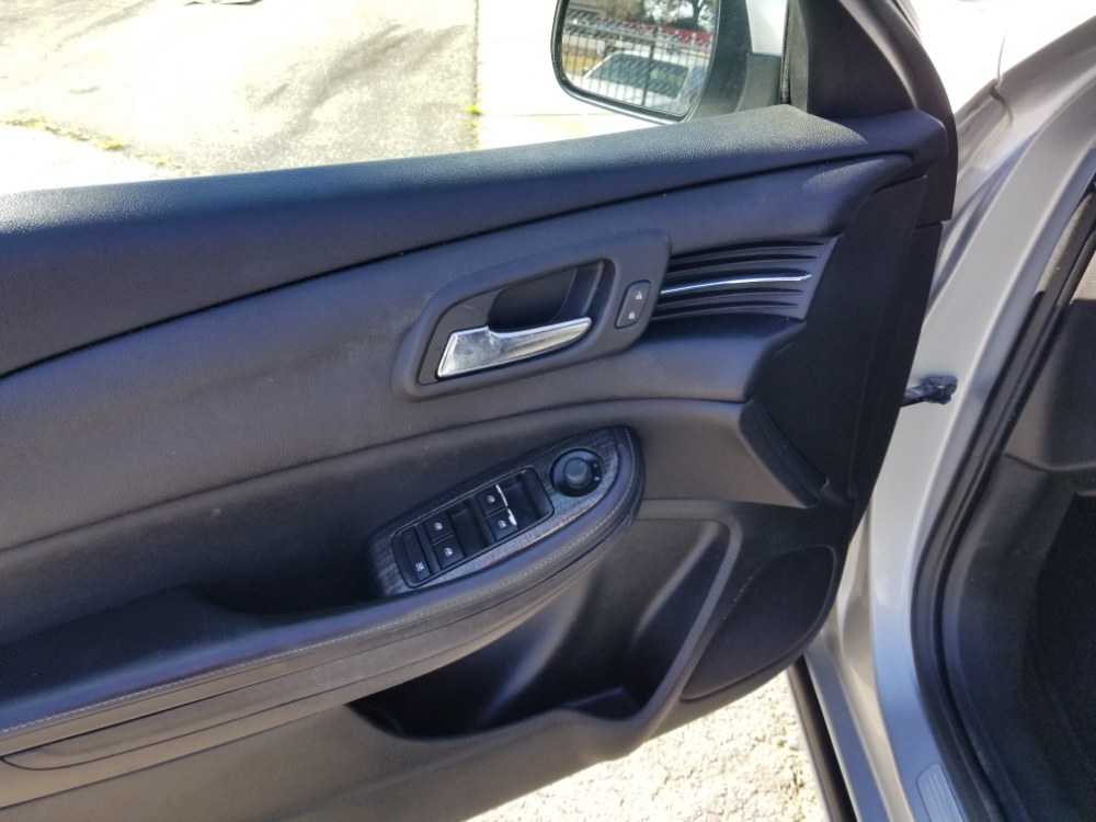 Chevrolet Malibu 2016 Sliver