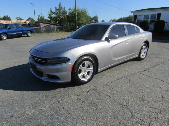 2015 Dodge Charger SE's photo